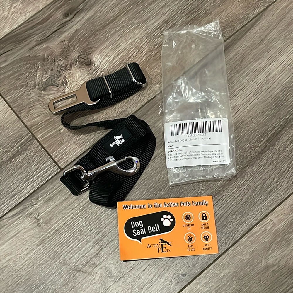 NWOT pet seat belt